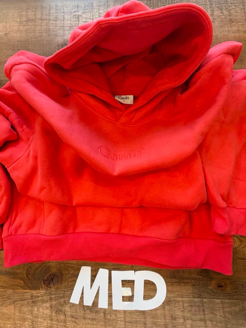 Comfrt Hibiscus Red Signature hoodie size Medium